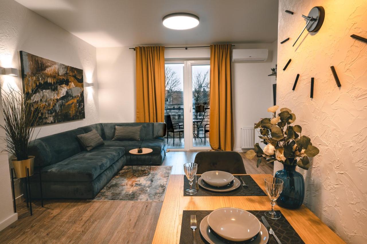 Ravelli 7 Apartment Klaipeda Exterior photo